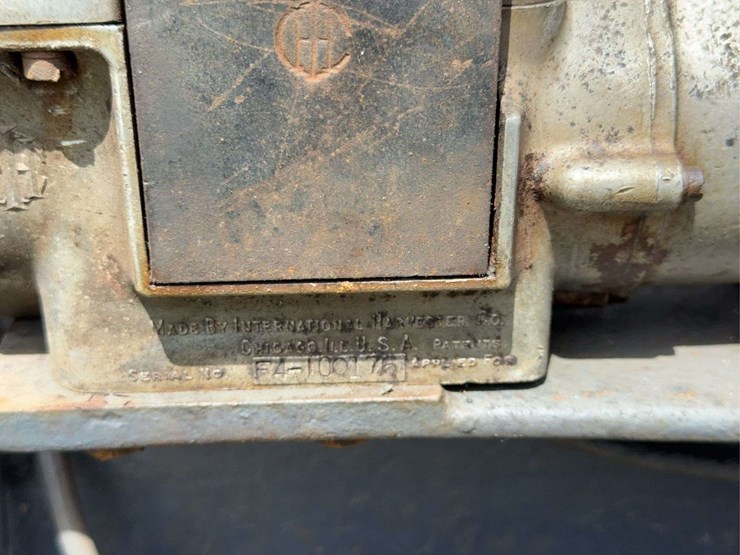 mccormick-deering-w-30-image-67