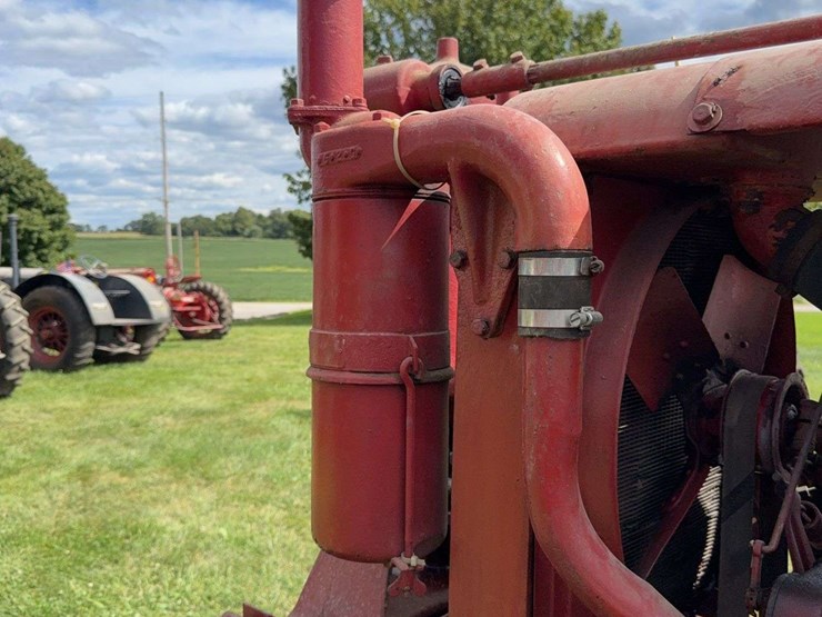 farmall-f-20-image-74