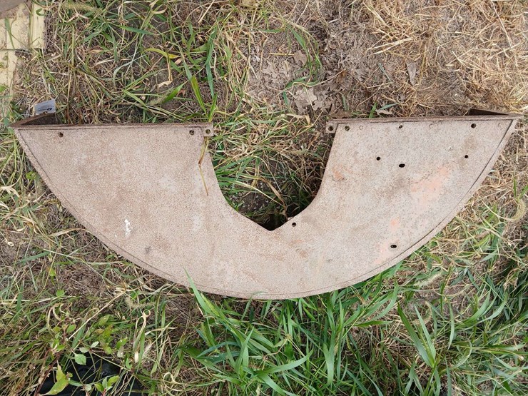 allis-chalmers-fenders-image-2