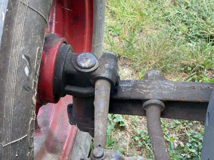 mccormick-deering-w-30-image-17