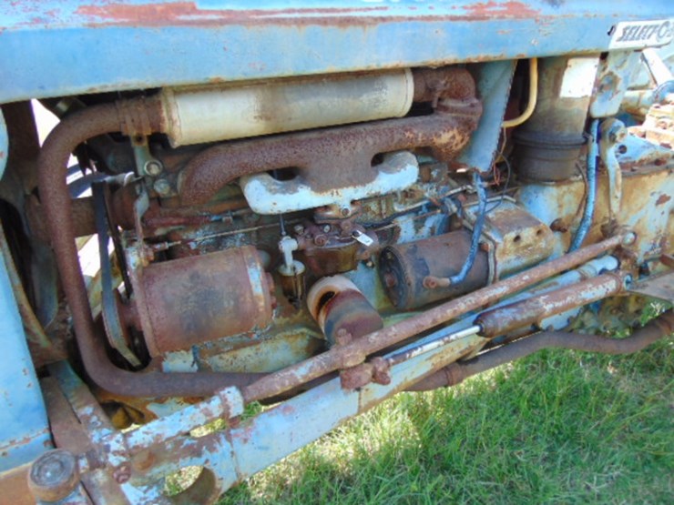 ford-2000-image-3