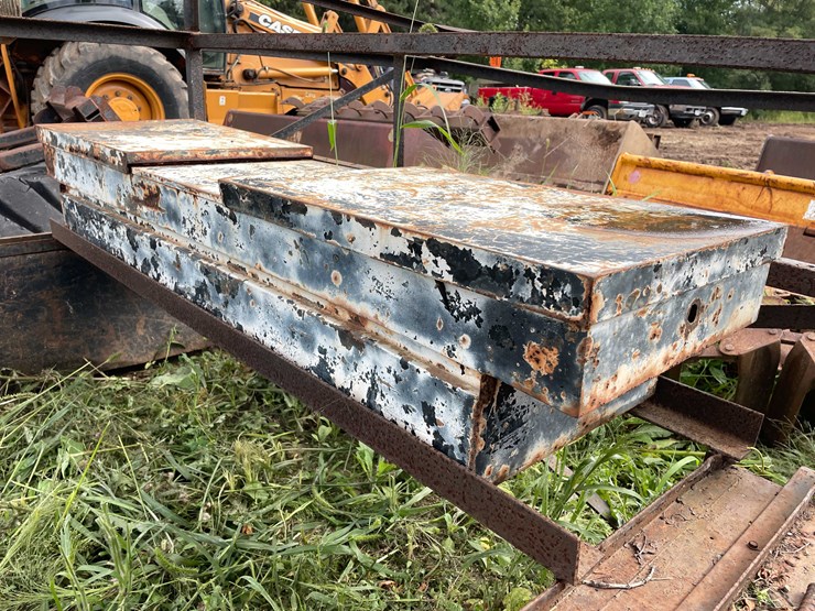 #1294-•-tracks-and-truck-rack-frame-image-16