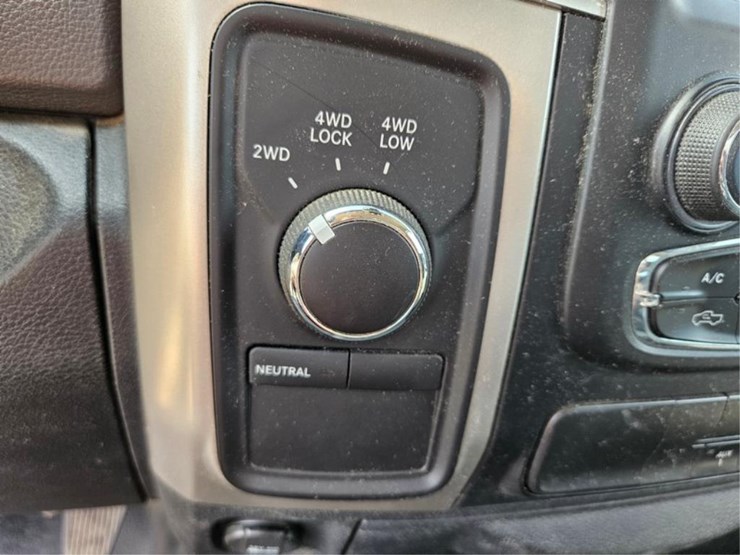 2017-dodge-ram-5500-image-47