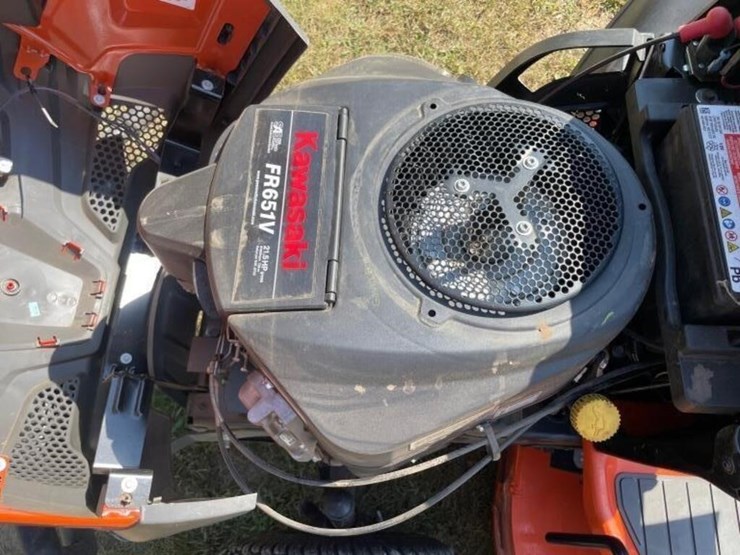 husqvarna-ts-242xd-riding-lawn-mower-image-9