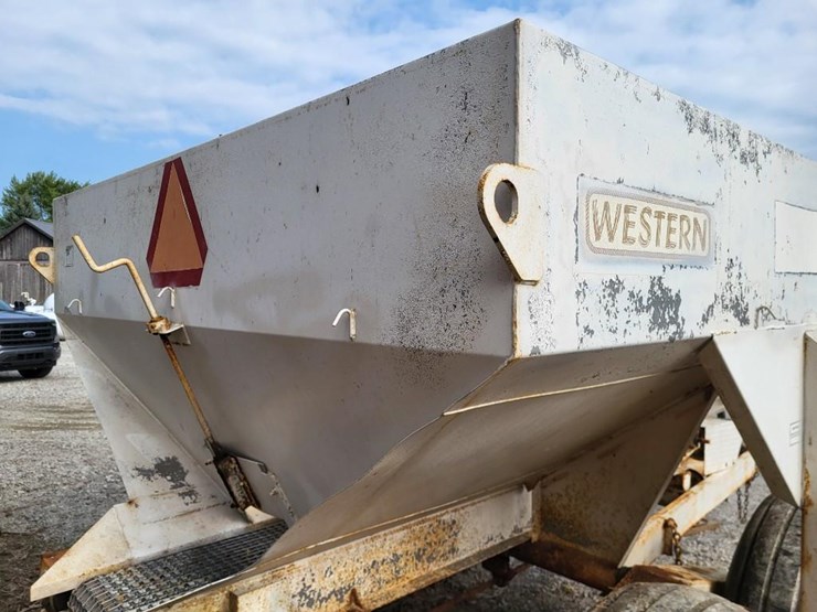 western-simonsen-n64l-tandem-axle-lime/fertilizer-spreader-image-24