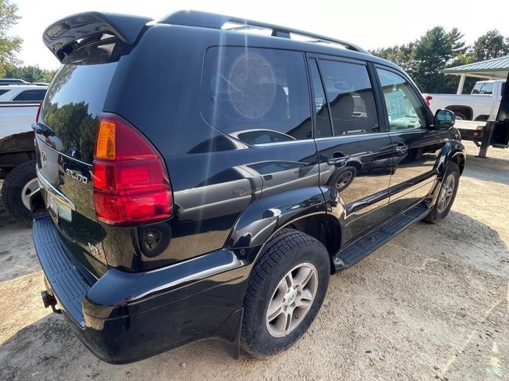 2004-lexus-gx470-suv-image-5