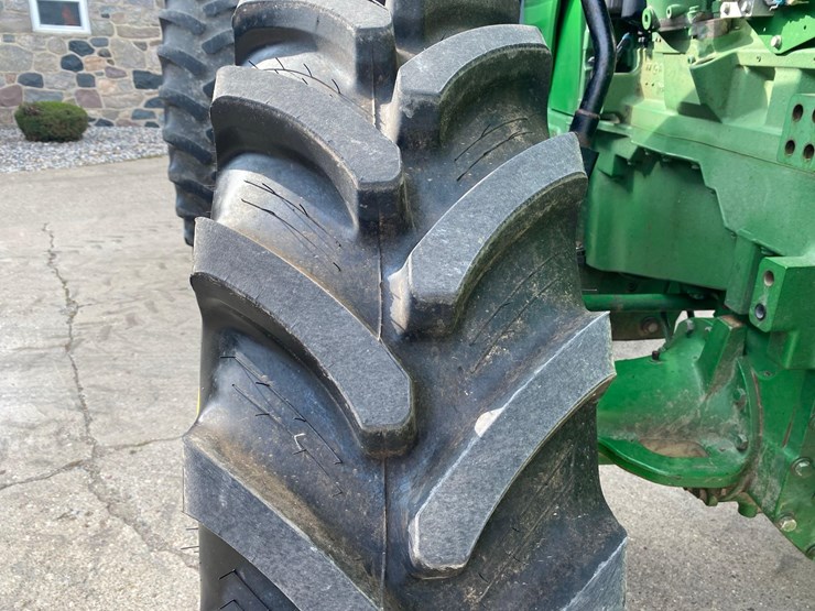2007-john-deere-8330-image-47