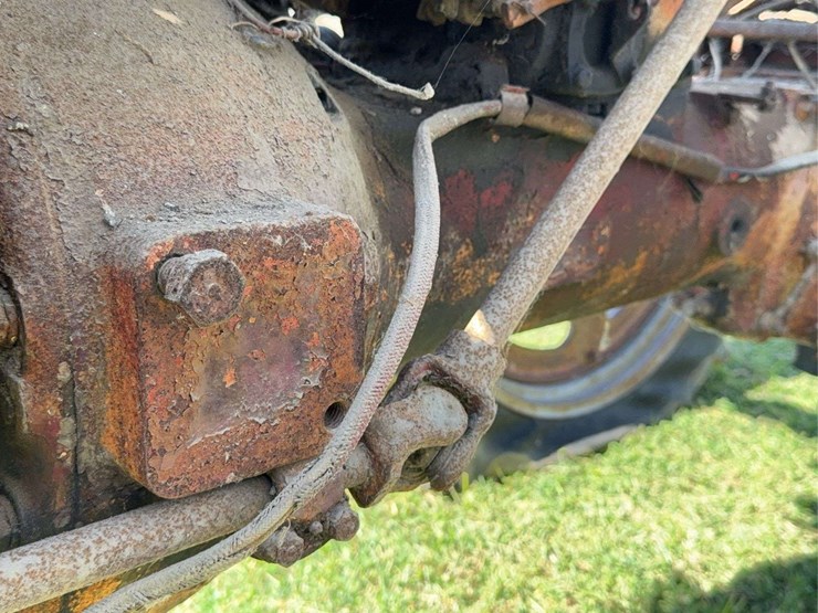 farmall-c-image-21