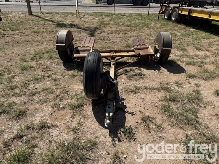 single-axle-tow-dolly-image-1