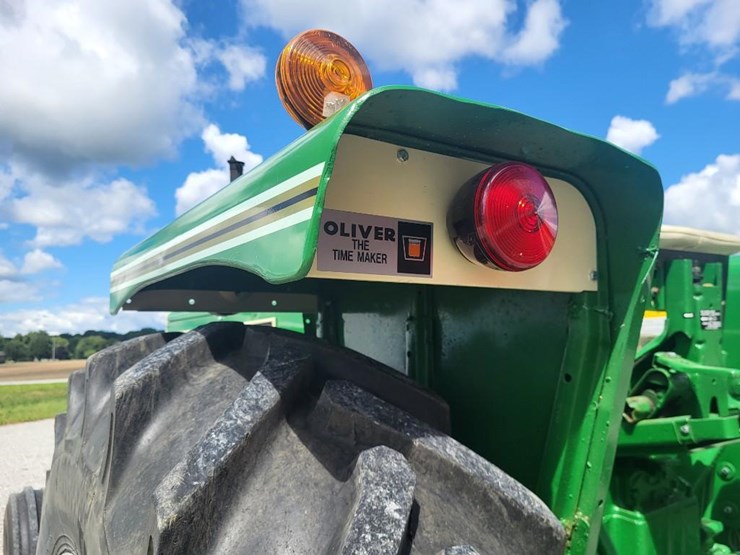 oliver-1555-image-21