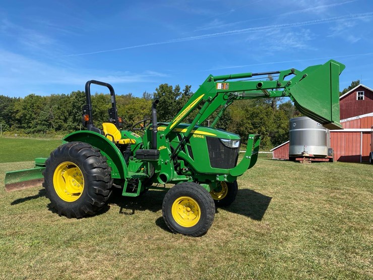 john-deere-5055e-image-1