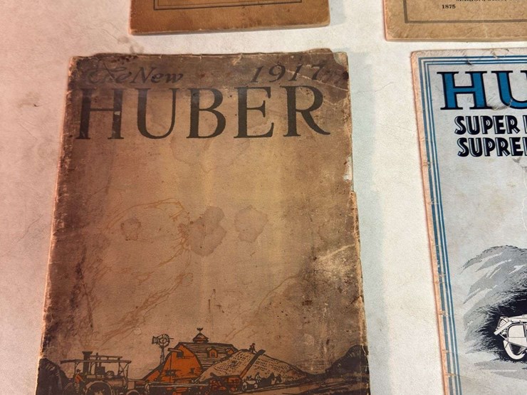 huber-tractor-literature-image-5