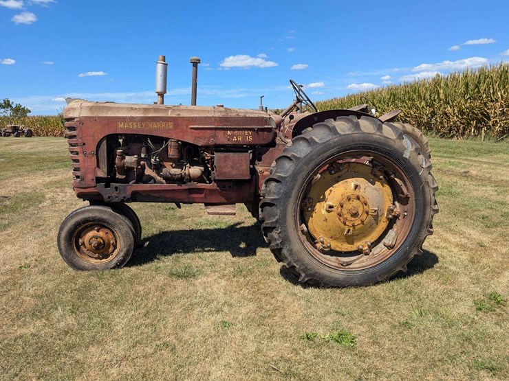 massey-harris-444-image-16