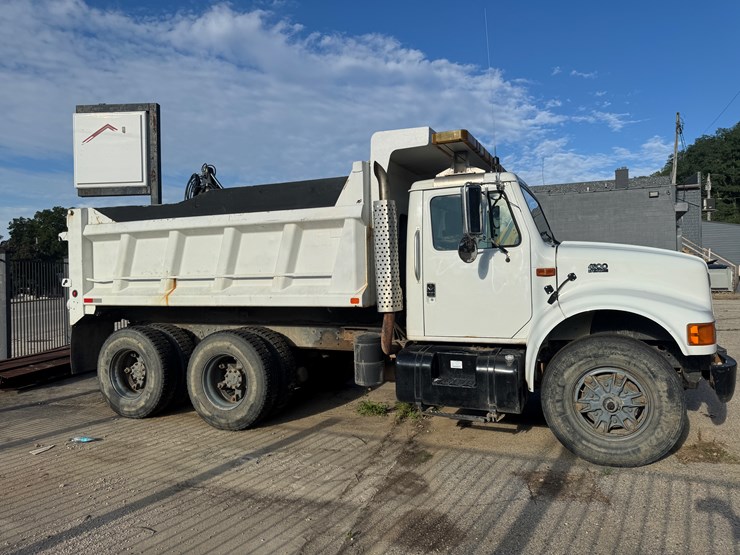 2000-international-4900-image-24