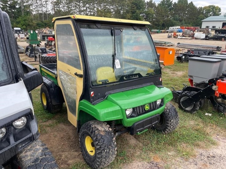 john-deere-gator-image-3