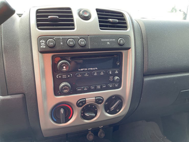 #8007-•-2009-chevy-colorado-lt-truck-(with-wi-title)-image-24