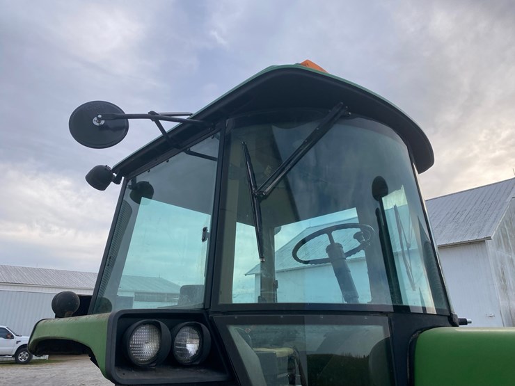 john-deere-4055-image-13