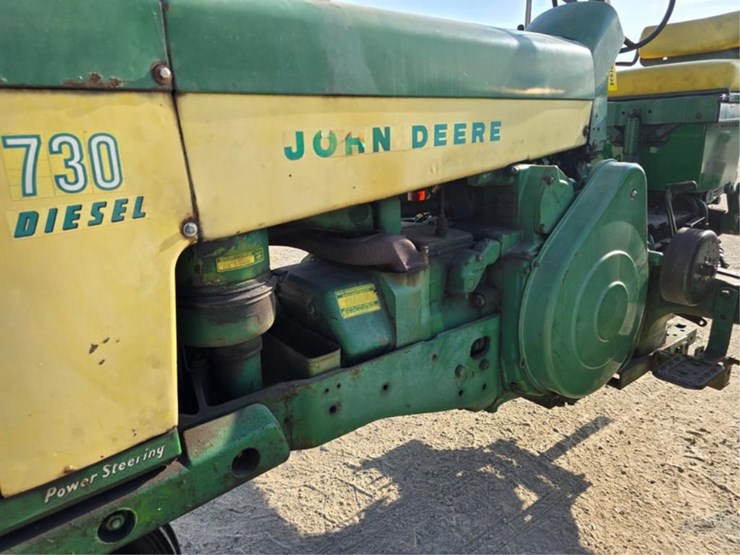 john-deere-730-image-12