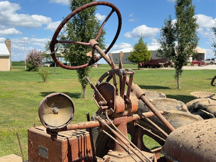 farmall-c-image-39