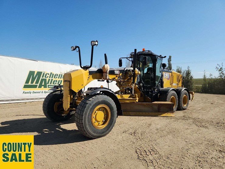 2020-caterpillar-150-awd-image-1