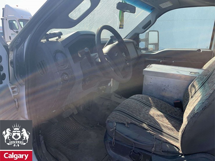 2015-ford-f550-image-9