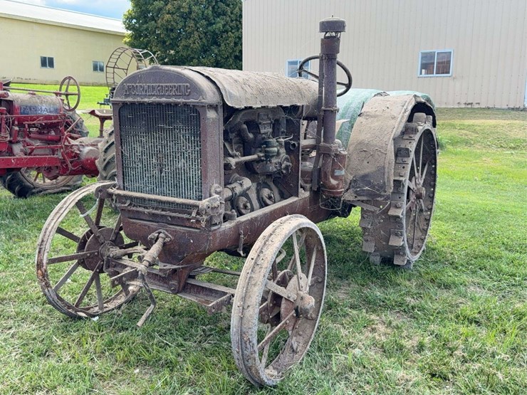 mccormick-deering-10-20-image-11
