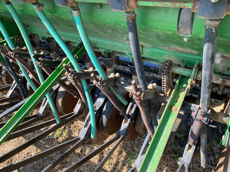 john-deere-8300-image-17