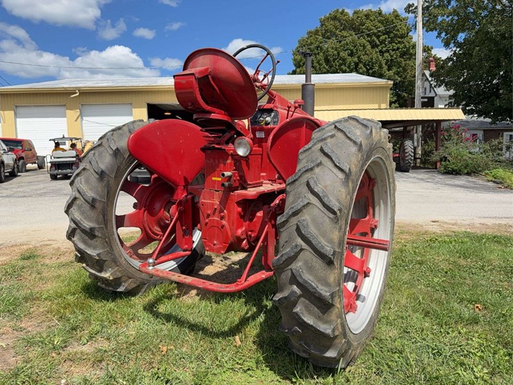 farmall-300-image-5