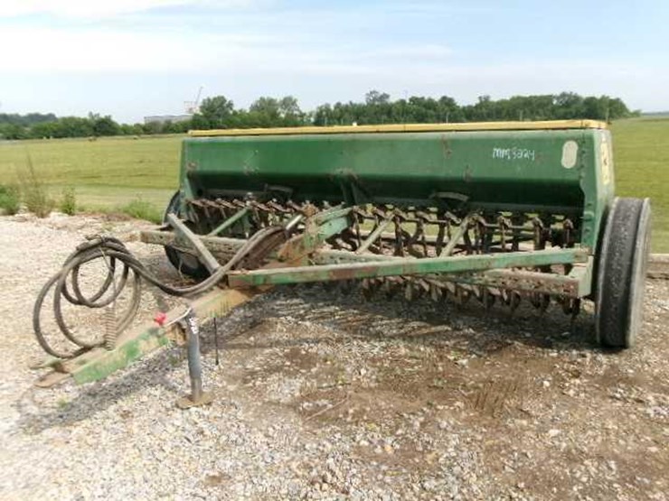 john-deere-8300-image-19