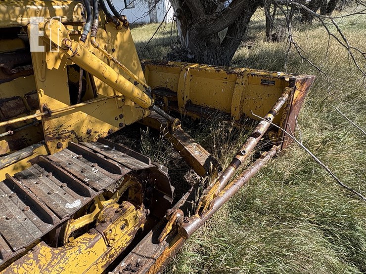 caterpillar-d6-image-8