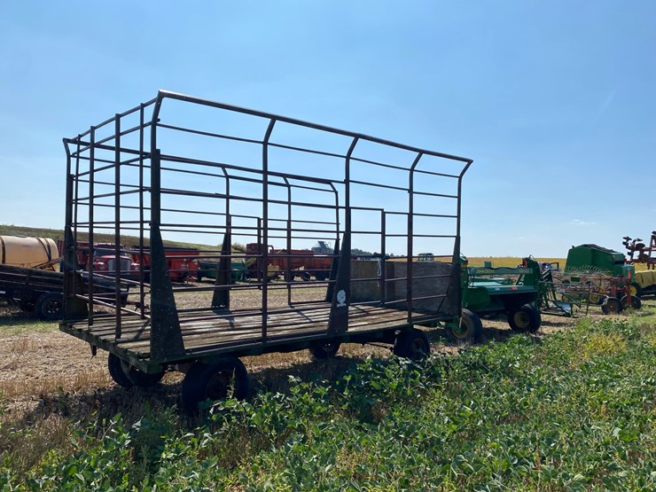 meyer-hay-wagon-image-4