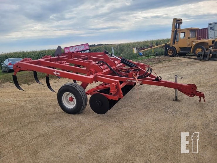kuhn-krause-chisel-plow-8163-image-4