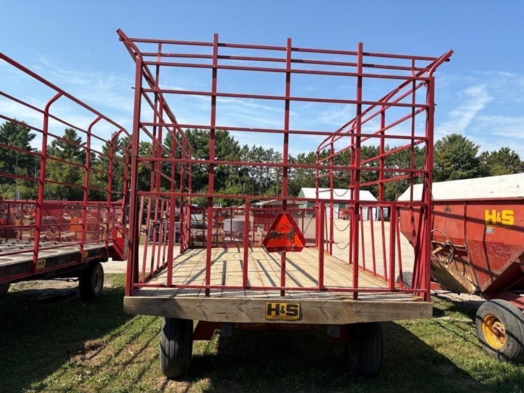 9x16'-hay-rack-on-gear-image-5