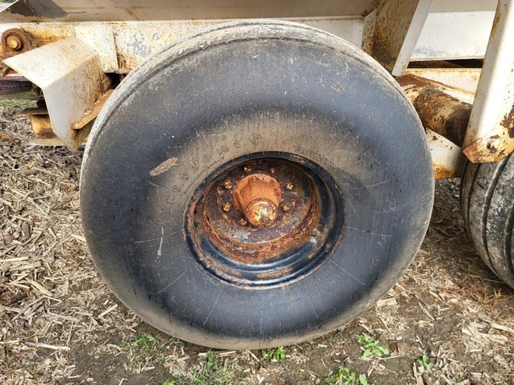 western-simonsen-n64l-tandem-axle-lime/fertilizer-spreader-image-27