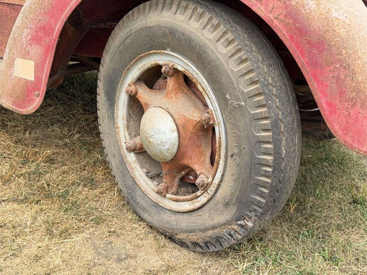 federal-grain-truck-image-30