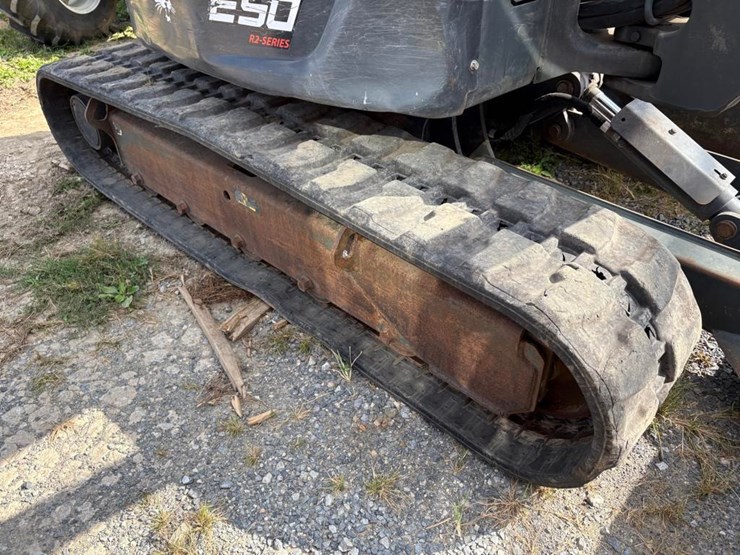 2022-bobcat-e50-image-40