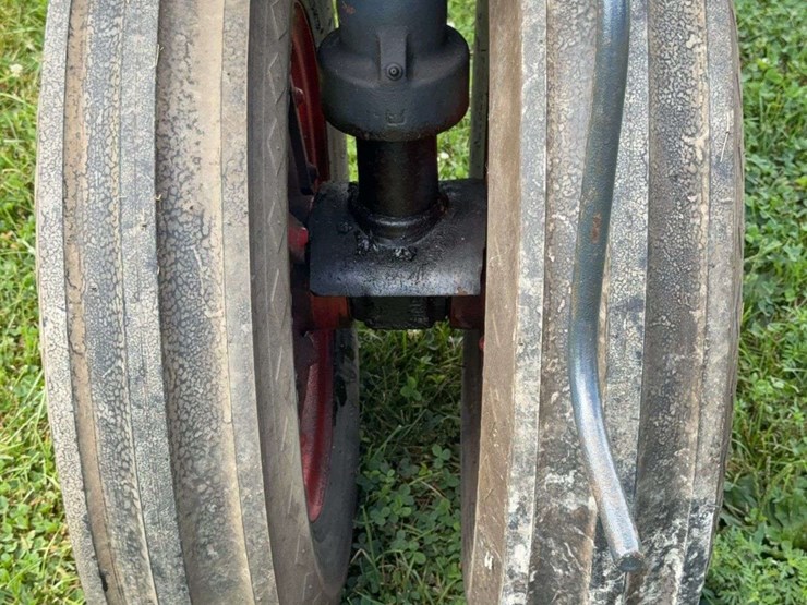 1927-farmall-regular-image-14