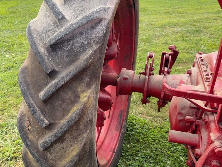 farmall-f-14-image-28