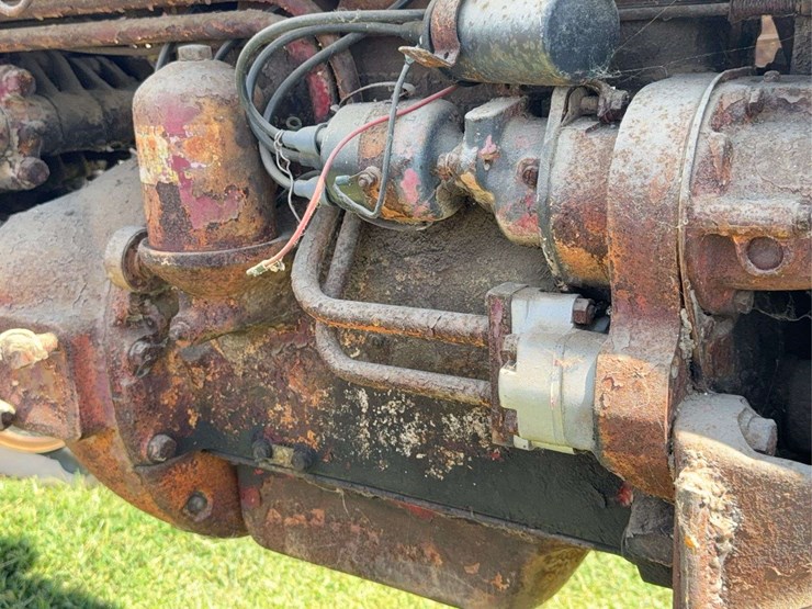 farmall-c-image-32