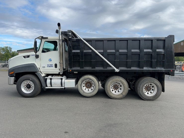 2014-caterpillar-ct660-image-2