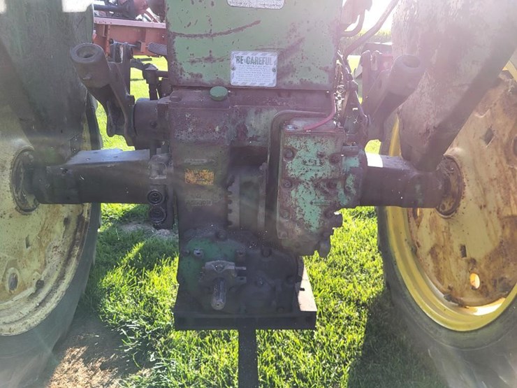 john-deere-630-image-23
