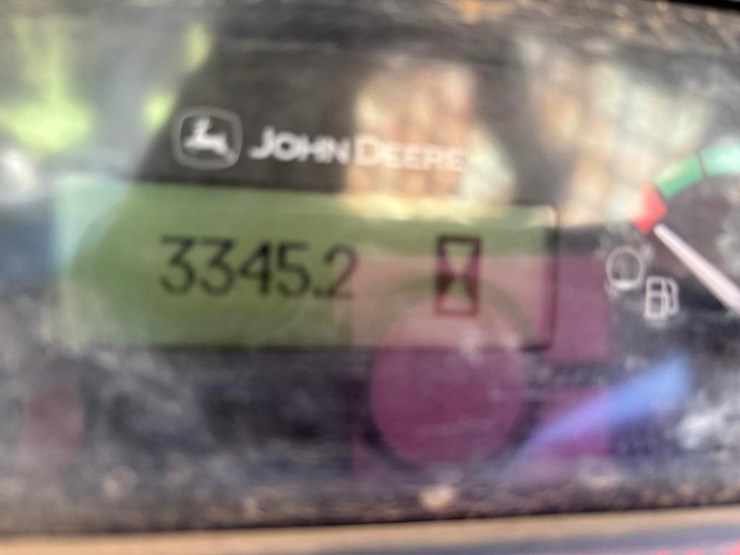 2012-deere-320d-image-14