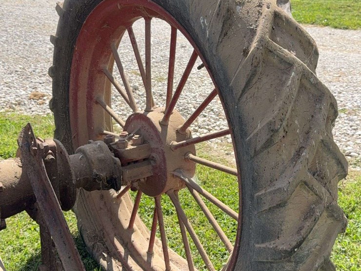 farmall-f-14-image-34