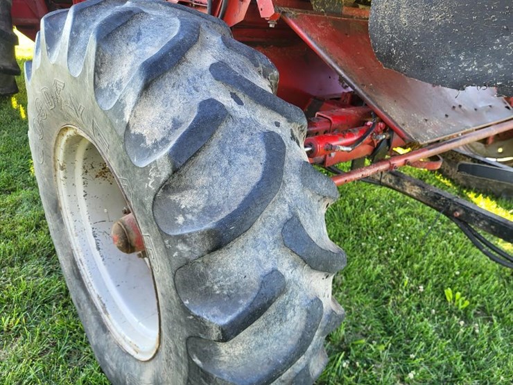 case-ih-1480-image-23