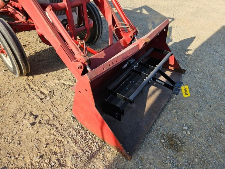 ford-800-image-9