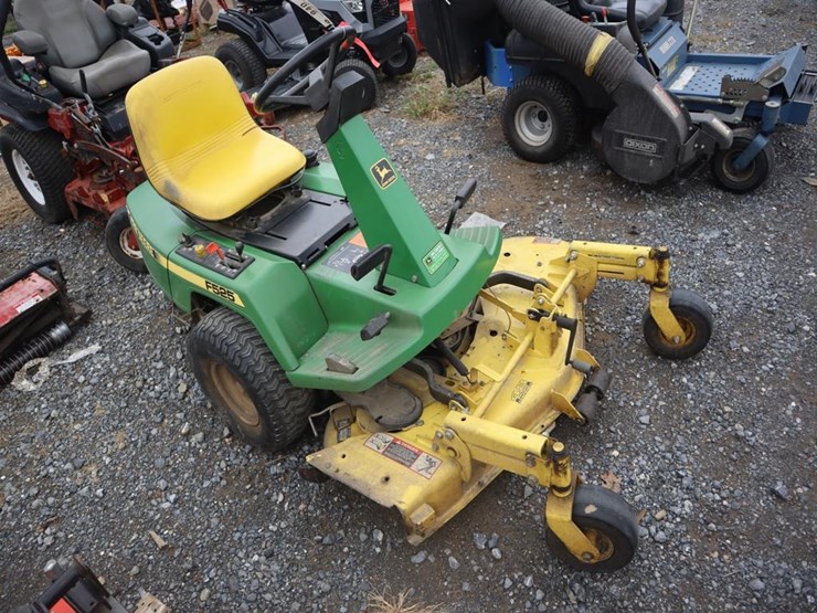 john-deere-525-image-1