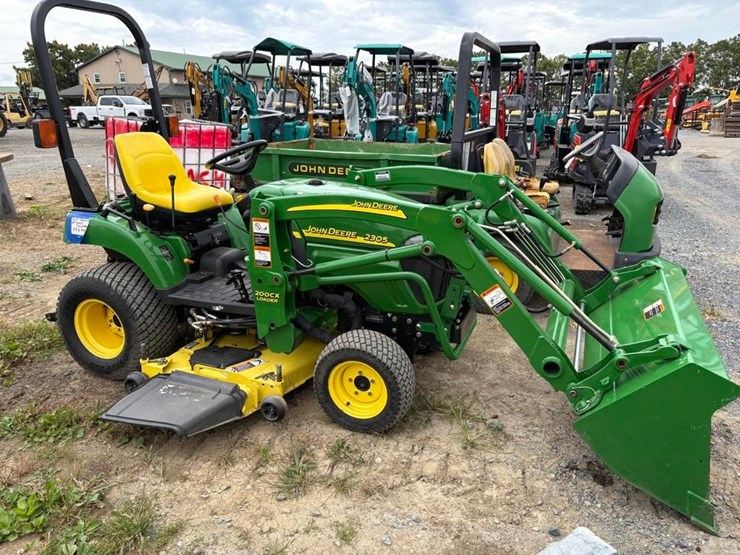 john-deere-2305-image-1