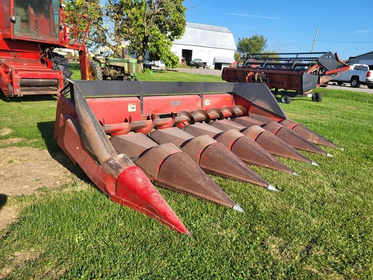 case-ih-1063-image-1