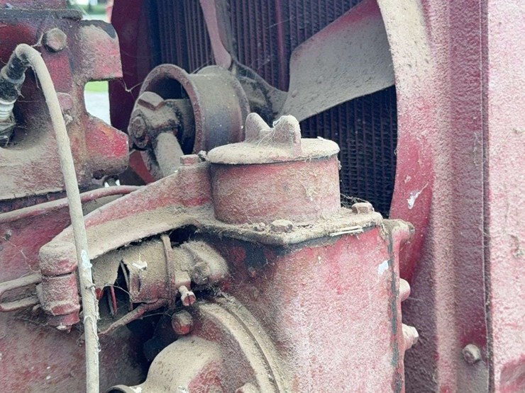 farmall-f-20-image-51