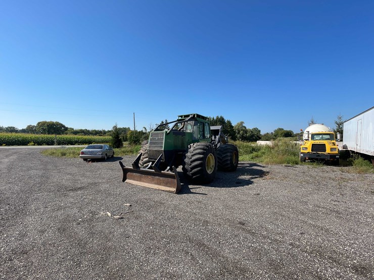 2000-john-deere-660-image-6
